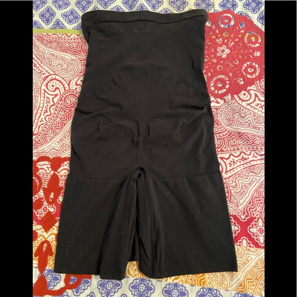 NWOT~SPANX Higher Power Short~Size 1X~Black - Picture 3 of 4